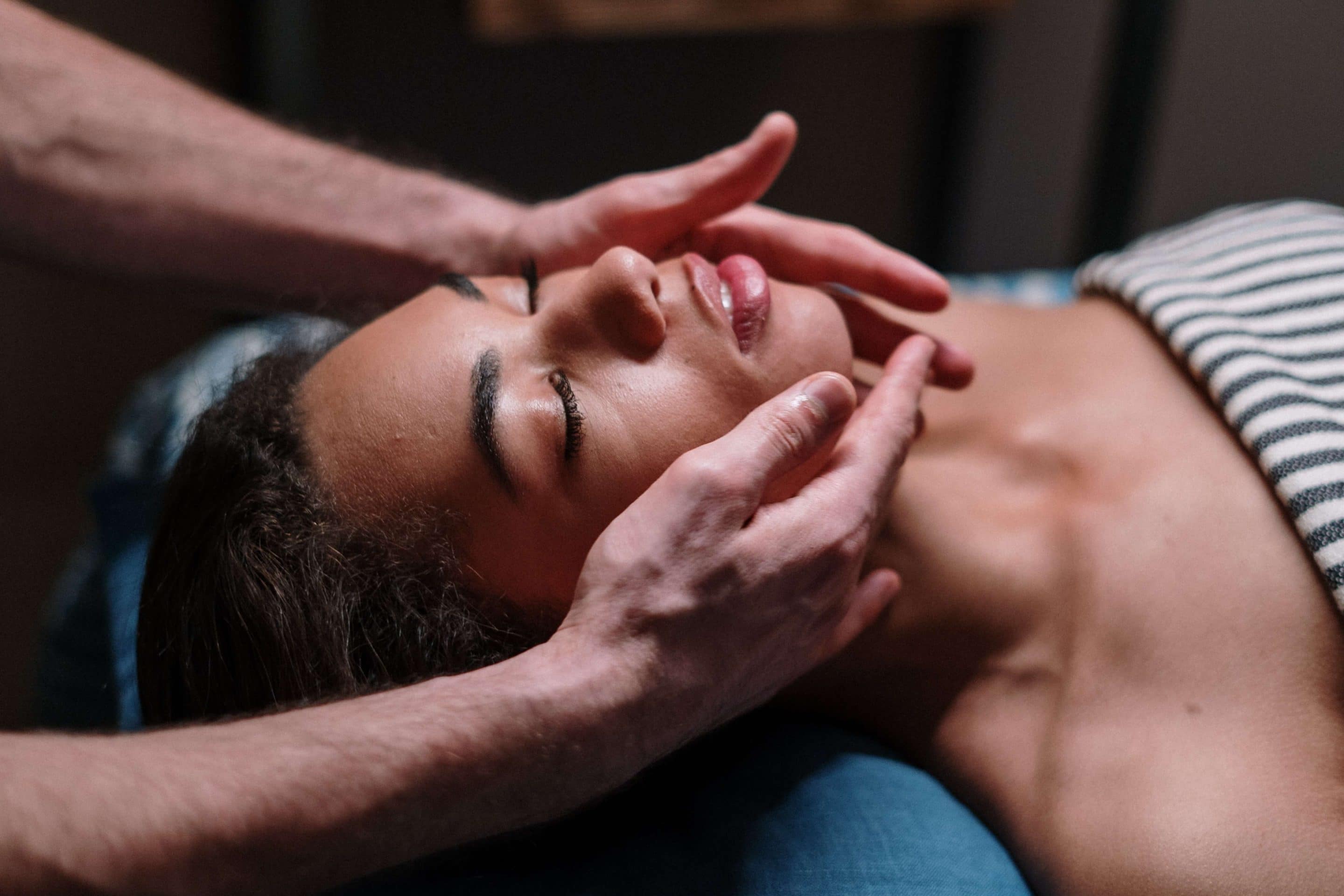 massages-bien-être-cavalier-mikael-naturopathe-hypnothérapeute